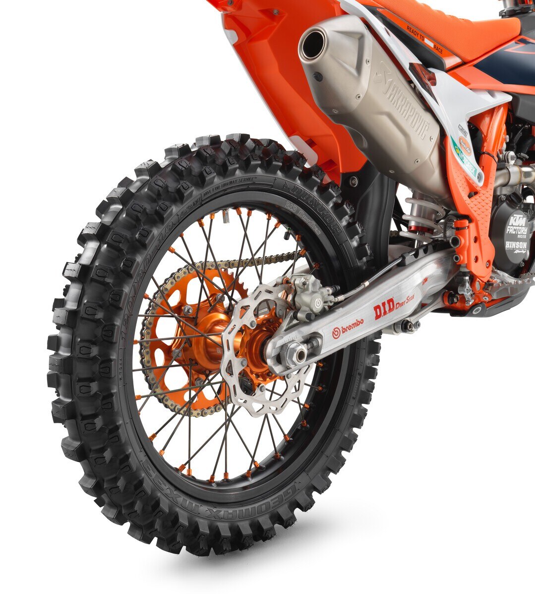 KTM: ecco la 450 SX-F Factory Edition 2023